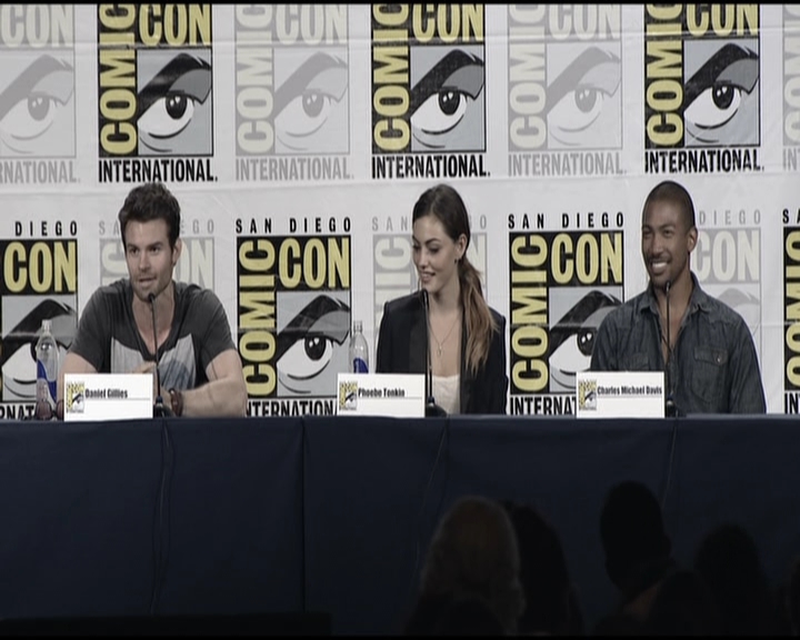 VampireDiariesWorld-dot-org_TheOriginalsS1-2013ComicConPanel1393.jpg