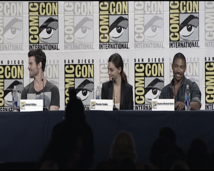 VampireDiariesWorld-dot-org_TheOriginalsS1-2013ComicConPanel1527.jpg