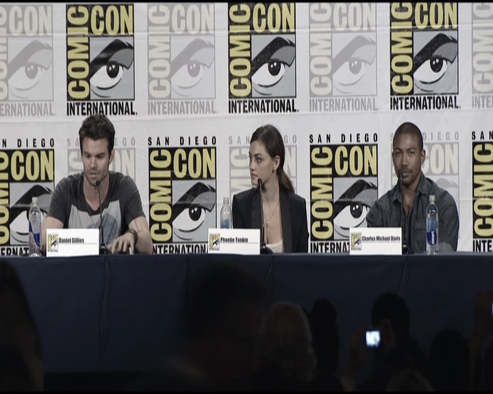 VampireDiariesWorld-dot-org_TheOriginalsS1-2013ComicConPanel1584.jpg