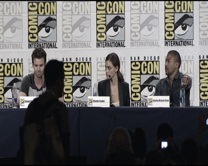 VampireDiariesWorld-dot-org_TheOriginalsS1-2013ComicConPanel1589.jpg