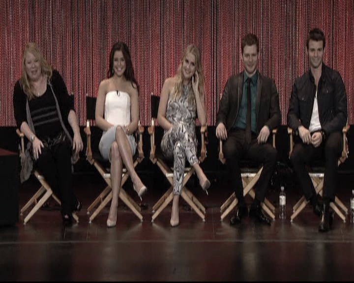 VampireDiariesWorld-dot-org_TheOriginalsS1-2014PaleyFestPanel0156.jpg