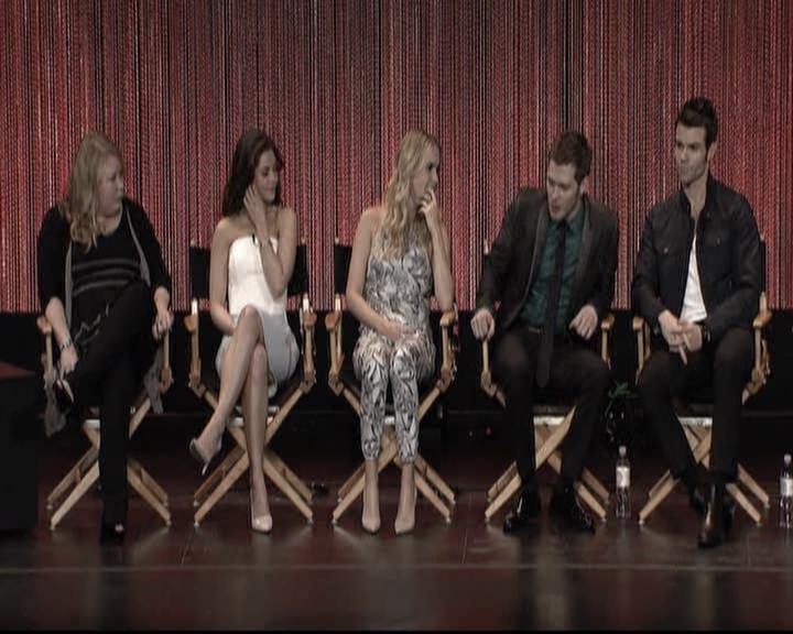 VampireDiariesWorld-dot-org_TheOriginalsS1-2014PaleyFestPanel0264.jpg