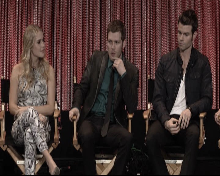 VampireDiariesWorld-dot-org_TheOriginalsS1-2014PaleyFestPanel0282.jpg