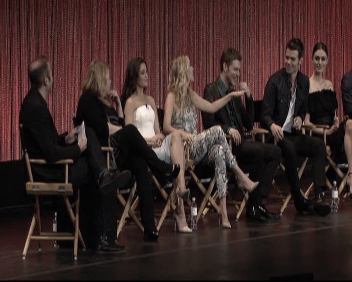 VampireDiariesWorld-dot-org_TheOriginalsS1-2014PaleyFestPanel0371.jpg