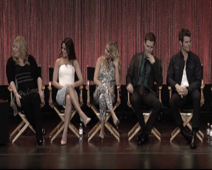 VampireDiariesWorld-dot-org_TheOriginalsS1-2014PaleyFestPanel0800.jpg