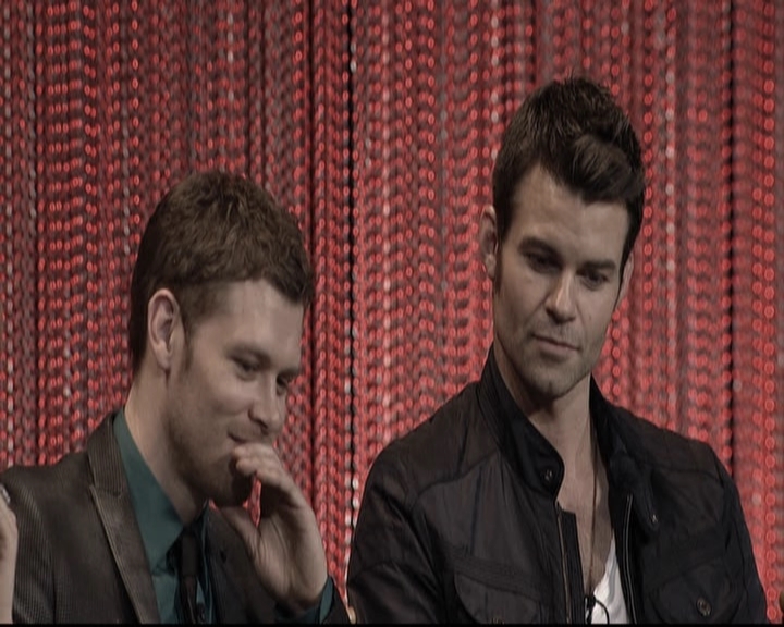 VampireDiariesWorld-dot-org_TheOriginalsS1-2014PaleyFestPanel0886.jpg