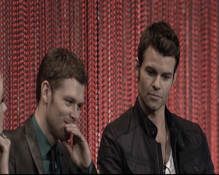 VampireDiariesWorld-dot-org_TheOriginalsS1-2014PaleyFestPanel0888.jpg