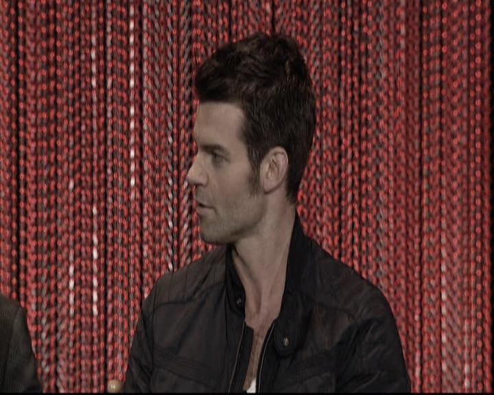 VampireDiariesWorld-dot-org_TheOriginalsS1-2014PaleyFestPanel0889.jpg