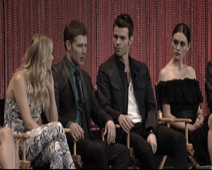 VampireDiariesWorld-dot-org_TheOriginalsS1-2014PaleyFestPanel0891.jpg