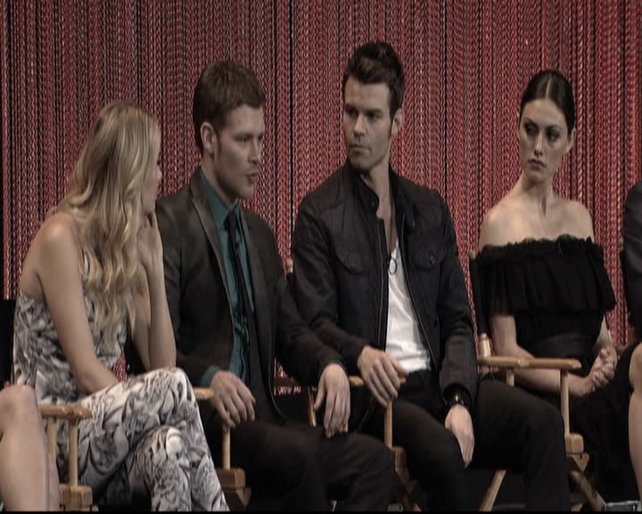 VampireDiariesWorld-dot-org_TheOriginalsS1-2014PaleyFestPanel0892.jpg