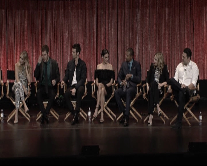 VampireDiariesWorld-dot-org_TheOriginalsS1-2014PaleyFestPanel0899.jpg