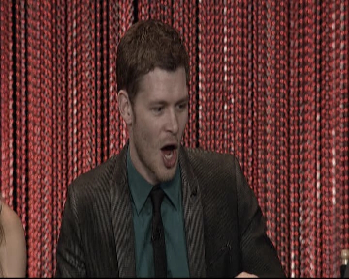 VampireDiariesWorld-dot-org_TheOriginalsS1-2014PaleyFestPanel0910.jpg