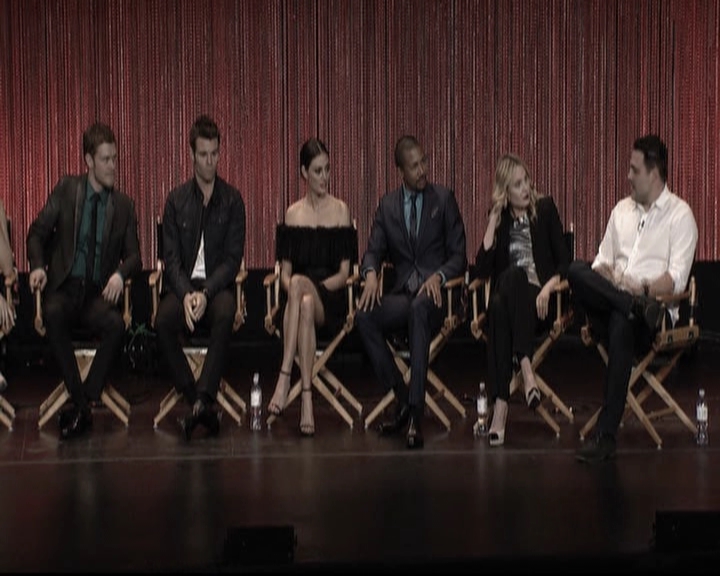 VampireDiariesWorld-dot-org_TheOriginalsS1-2014PaleyFestPanel1023.jpg