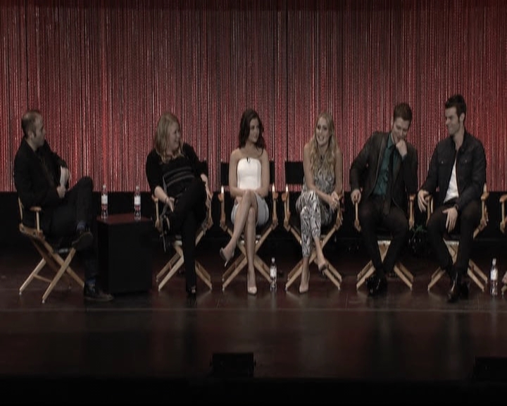 VampireDiariesWorld-dot-org_TheOriginalsS1-2014PaleyFestPanel1056.jpg