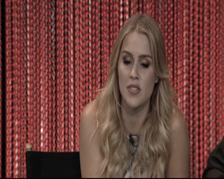 VampireDiariesWorld-dot-org_TheOriginalsS1-2014PaleyFestPanel1057.jpg