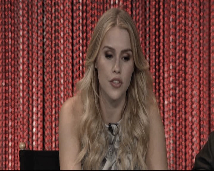 VampireDiariesWorld-dot-org_TheOriginalsS1-2014PaleyFestPanel1065.jpg