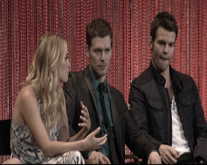 VampireDiariesWorld-dot-org_TheOriginalsS1-2014PaleyFestPanel1070.jpg