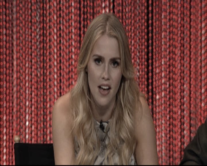 VampireDiariesWorld-dot-org_TheOriginalsS1-2014PaleyFestPanel1078.jpg