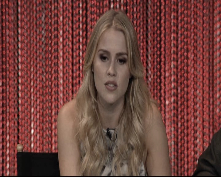 VampireDiariesWorld-dot-org_TheOriginalsS1-2014PaleyFestPanel1080.jpg