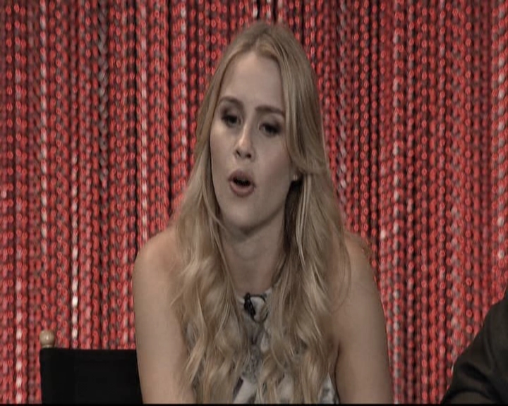 VampireDiariesWorld-dot-org_TheOriginalsS1-2014PaleyFestPanel1081.jpg