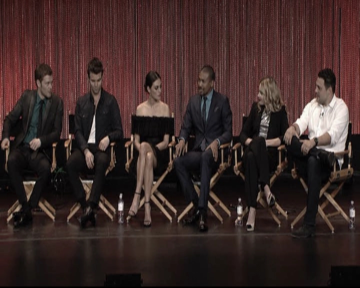 VampireDiariesWorld-dot-org_TheOriginalsS1-2014PaleyFestPanel1118.jpg