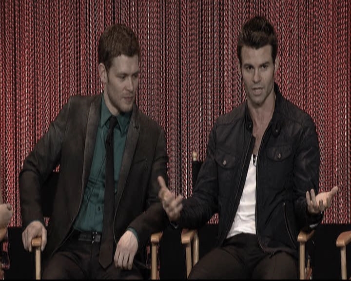 VampireDiariesWorld-dot-org_TheOriginalsS1-2014PaleyFestPanel1270.jpg