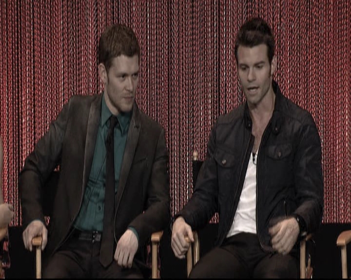 VampireDiariesWorld-dot-org_TheOriginalsS1-2014PaleyFestPanel1277.jpg