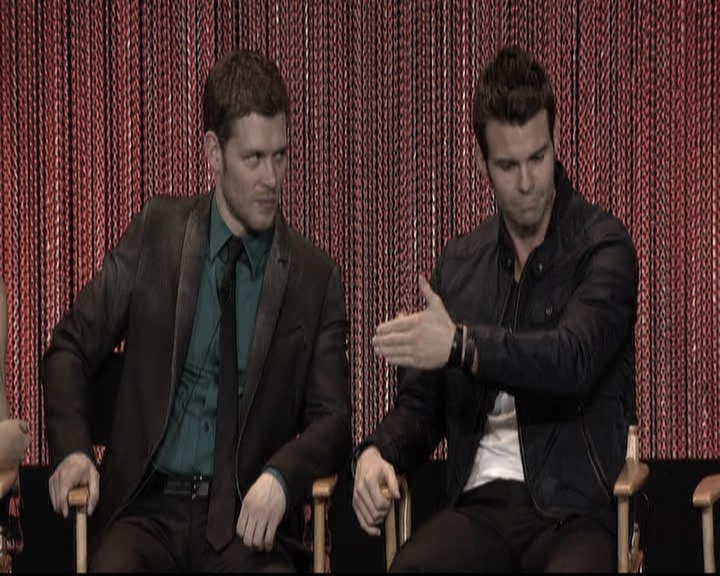 VampireDiariesWorld-dot-org_TheOriginalsS1-2014PaleyFestPanel1278.jpg