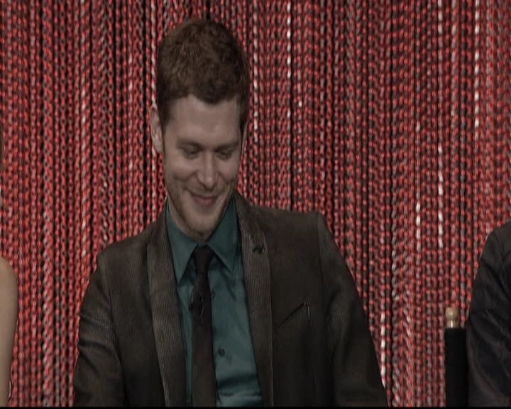 VampireDiariesWorld-dot-org_TheOriginalsS1-2014PaleyFestPanel1470.jpg