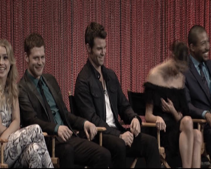 VampireDiariesWorld-dot-org_TheOriginalsS1-2014PaleyFestPanel1486.jpg