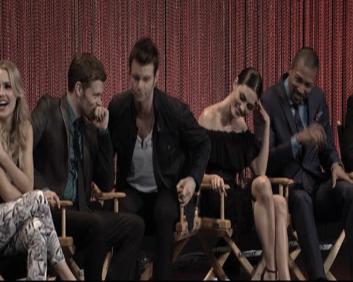 VampireDiariesWorld-dot-org_TheOriginalsS1-2014PaleyFestPanel1515.jpg