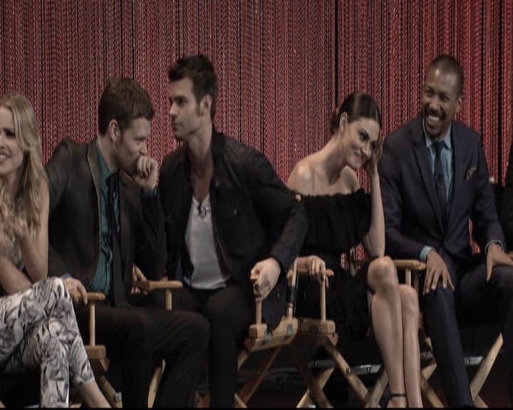 VampireDiariesWorld-dot-org_TheOriginalsS1-2014PaleyFestPanel1516.jpg