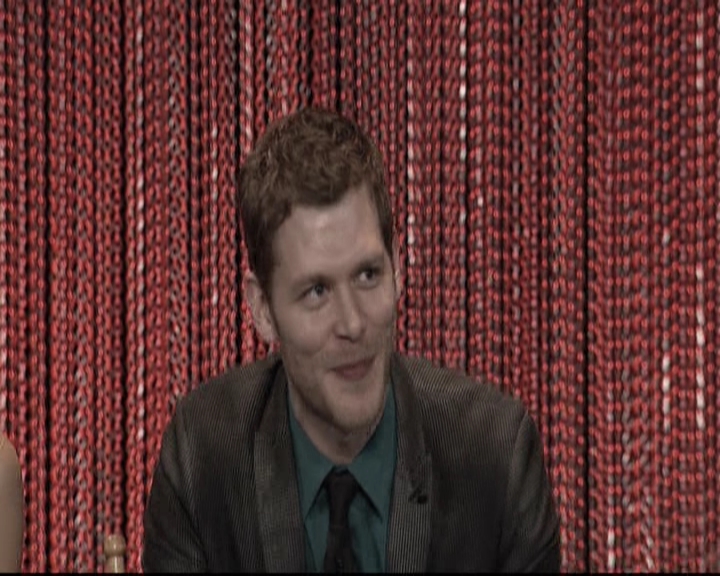 VampireDiariesWorld-dot-org_TheOriginalsS1-2014PaleyFestPanel1551.jpg