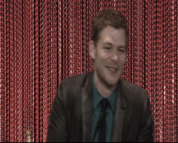 VampireDiariesWorld-dot-org_TheOriginalsS1-2014PaleyFestPanel1557.jpg