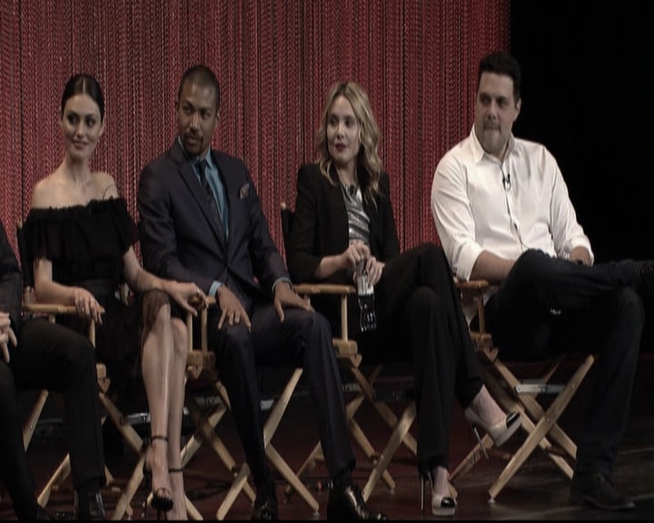 VampireDiariesWorld-dot-org_TheOriginalsS1-2014PaleyFestPanel1583.jpg