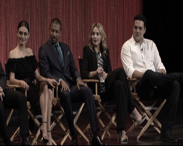 VampireDiariesWorld-dot-org_TheOriginalsS1-2014PaleyFestPanel1584.jpg