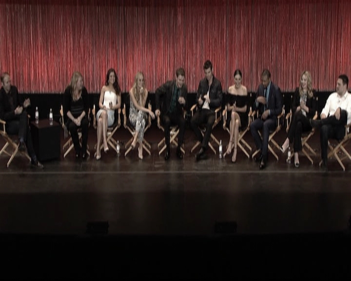 VampireDiariesWorld-dot-org_TheOriginalsS1-2014PaleyFestPanel1623.jpg