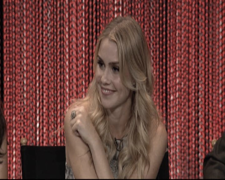 VampireDiariesWorld-dot-org_TheOriginalsS1-2014PaleyFestPanel1644.jpg