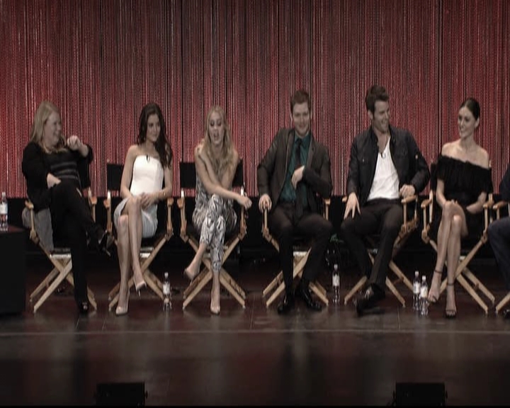 VampireDiariesWorld-dot-org_TheOriginalsS1-2014PaleyFestPanel1647.jpg