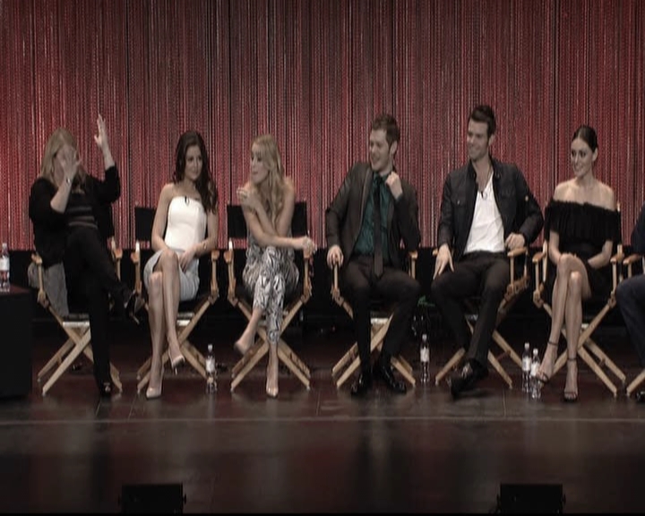 VampireDiariesWorld-dot-org_TheOriginalsS1-2014PaleyFestPanel1652.jpg