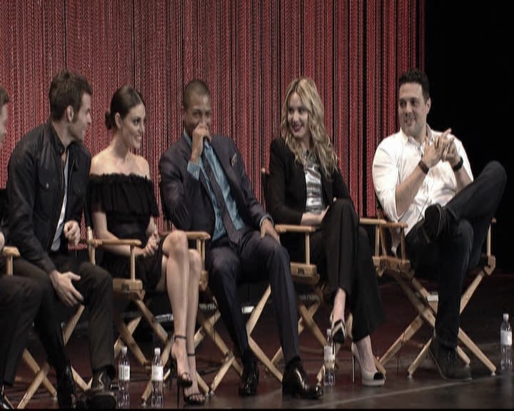 VampireDiariesWorld-dot-org_TheOriginalsS1-2014PaleyFestPanel1670.jpg