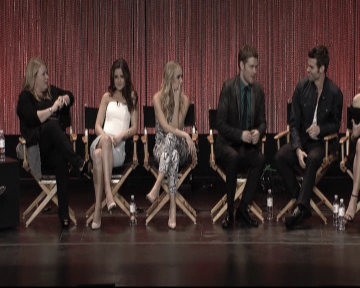 VampireDiariesWorld-dot-org_TheOriginalsS1-2014PaleyFestPanel1678.jpg