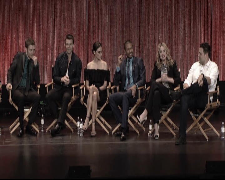 VampireDiariesWorld-dot-org_TheOriginalsS1-2014PaleyFestPanel1693.jpg