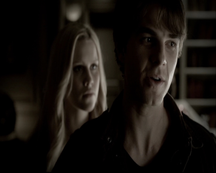VampireDiariesWorld-dot-org_TheOriginalsS1-TheOriginalVampires-ABiteSizesStory0202.jpg