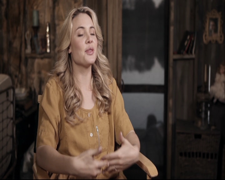 VampireDiariesWorld-dot-org_TheOriginalsS1-TheOriginals-Origins0312.jpg