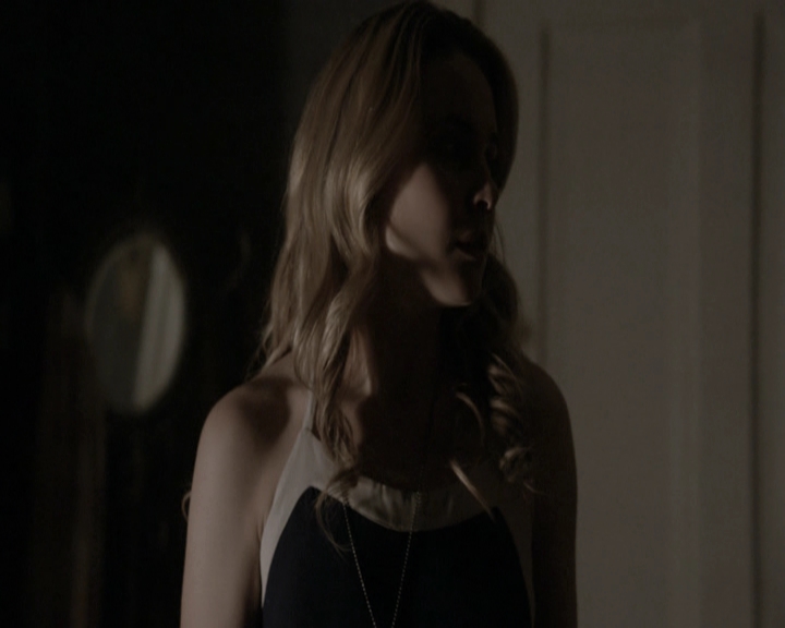 VampireDiariesWorld-dot-nl_TheOriginals-2x01Rebirth-DeletedScenes0043.jpg