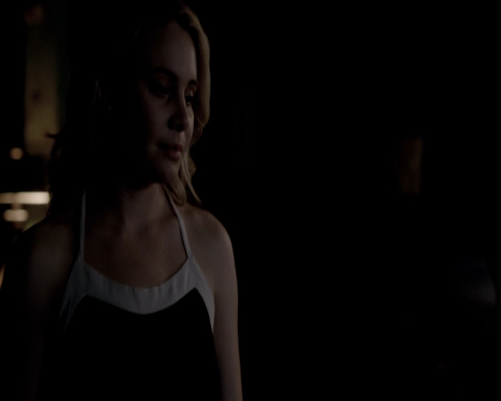 VampireDiariesWorld-dot-nl_TheOriginals-2x01Rebirth-DeletedScenes0052.jpg