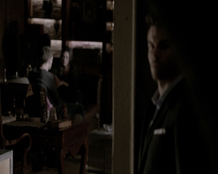 VampireDiariesWorld-dot-nl_TheOriginals-2x01Rebirth-DeletedScenes0069.jpg