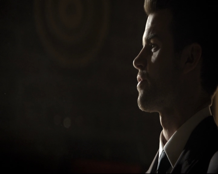 VampireDiariesWorld-dot-nl_TheOriginals-2x01Rebirth0217.jpg