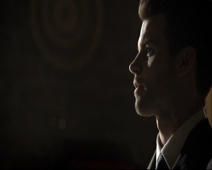 VampireDiariesWorld-dot-nl_TheOriginals-2x01Rebirth0218.jpg